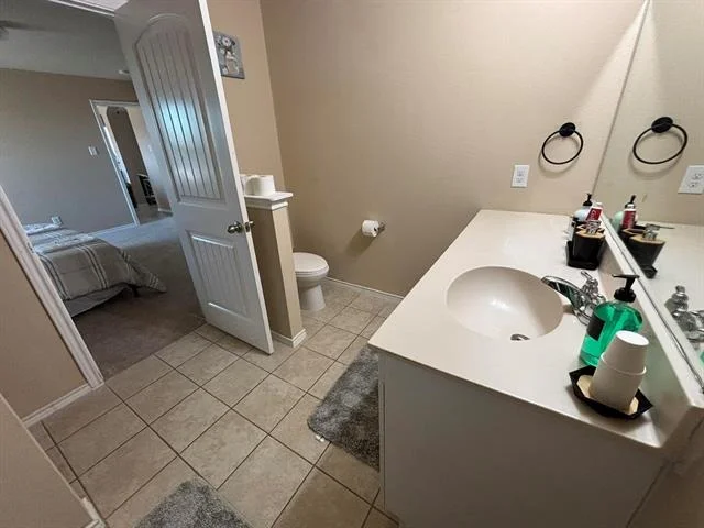 Photo of 912 Platinum Drive