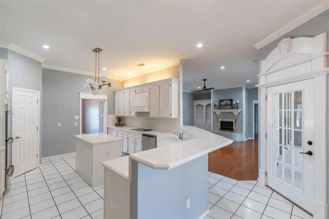 Photo of 1418 Kingwood Circle