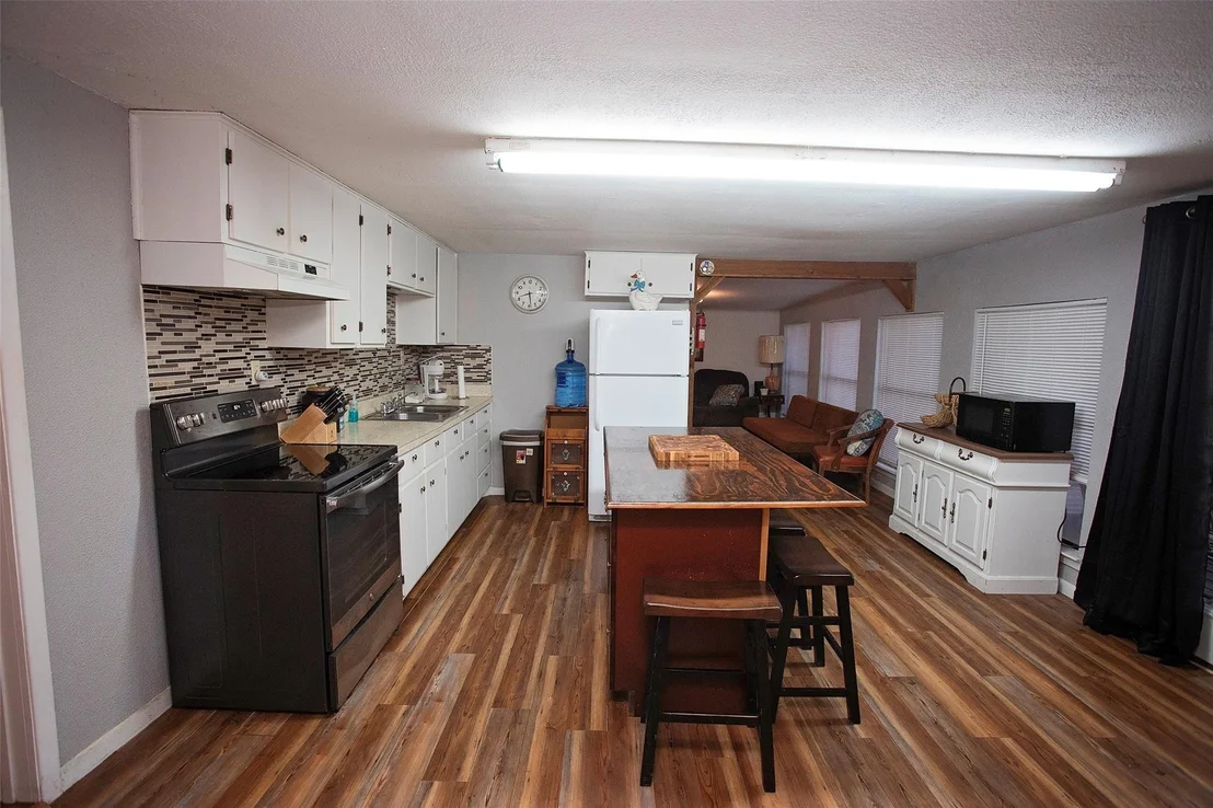 Photo of 9051 Lacy Road