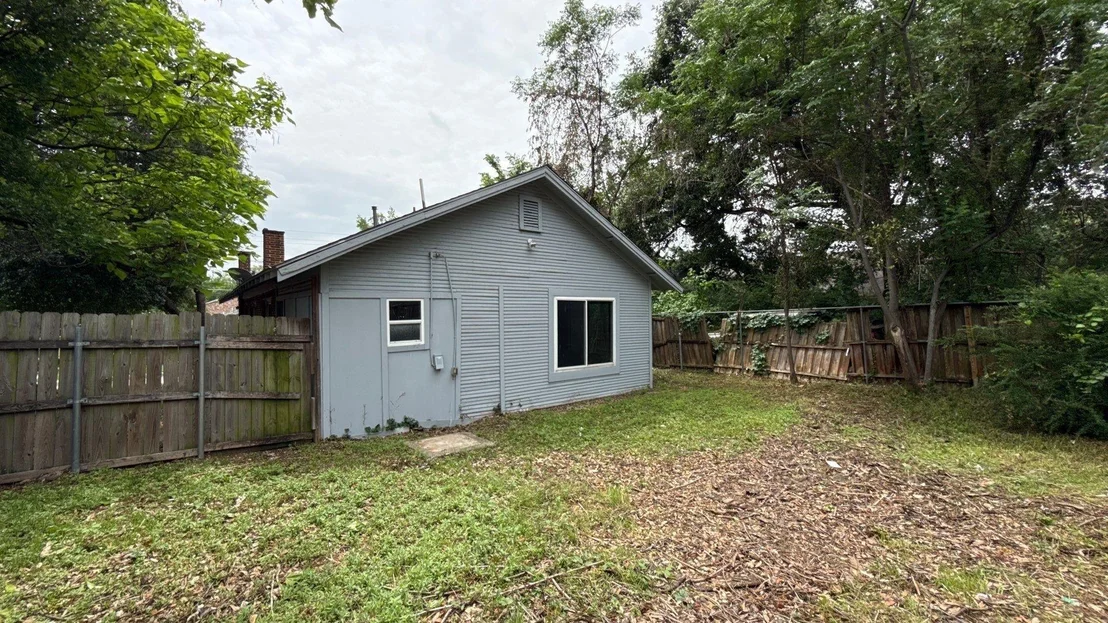 Photo of 2611 Pine Street