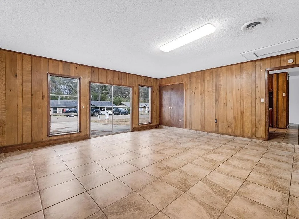 Photo of 165 Greenforest Trail