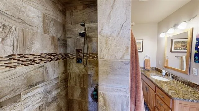 Photo of 1253 Balcones Lane