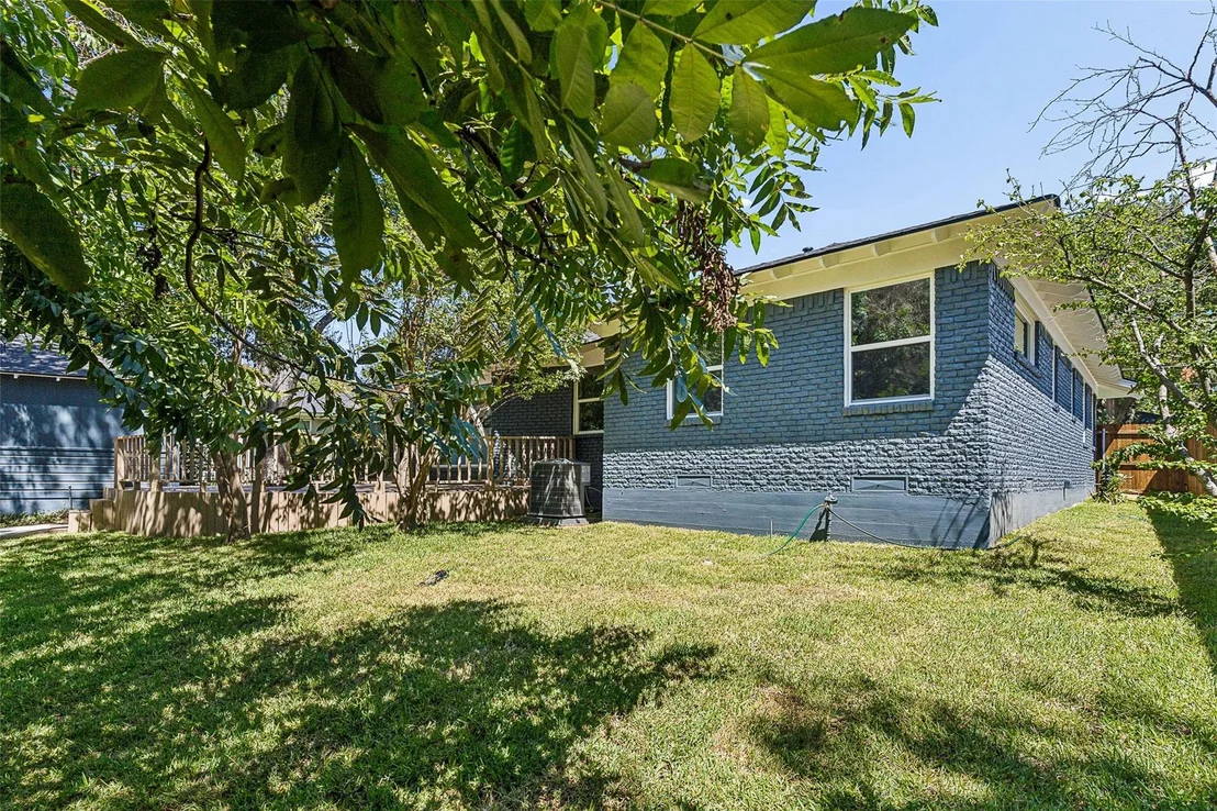 Photo of 6615 Ridgemont Drive