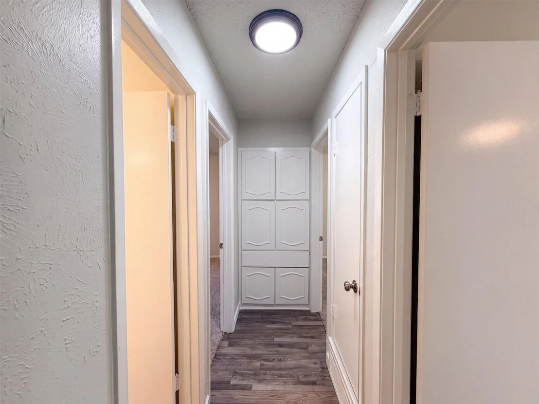 Photo of 6601 Oaklawn Drive