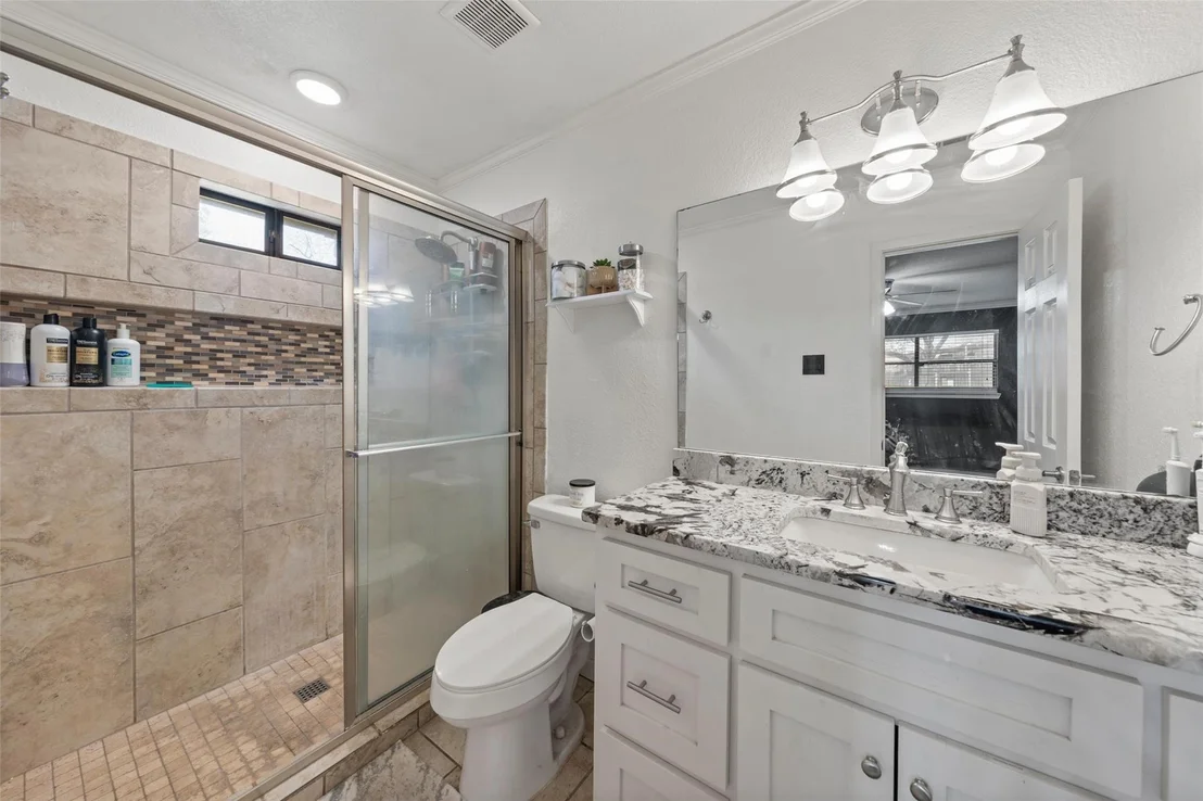 Photo of 216 Hillside Drive