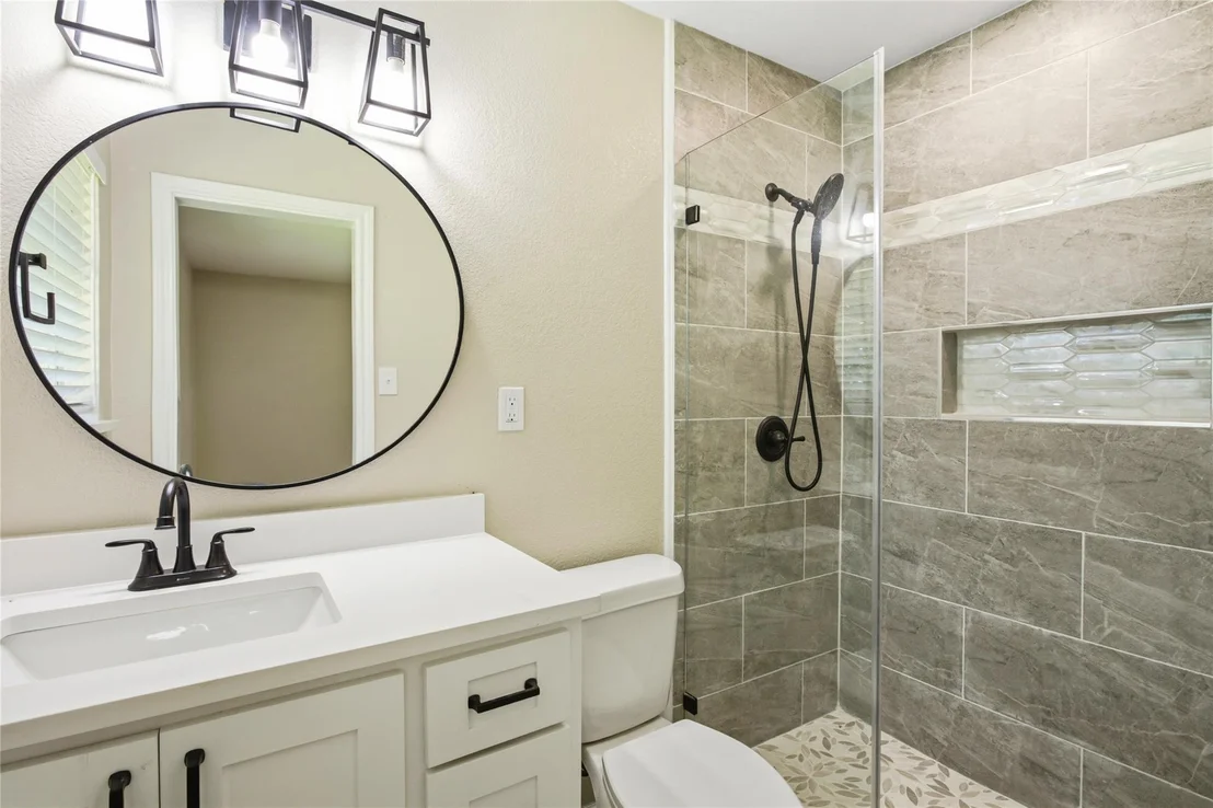 Photo of 1006 N Grant Drive