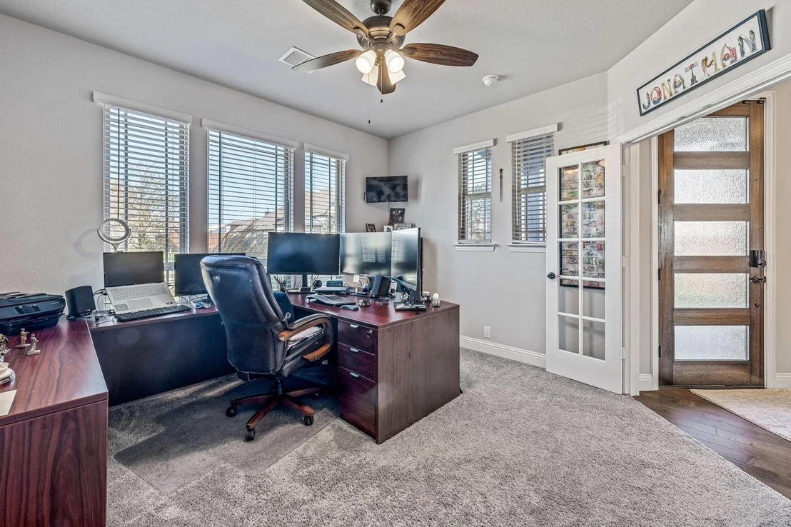 Photo of 12604 Eagles Bluff