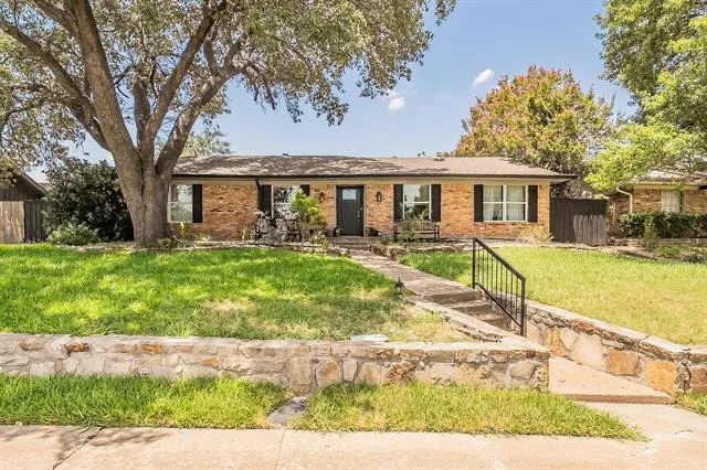 Photo of 13511 Rawhide Parkway