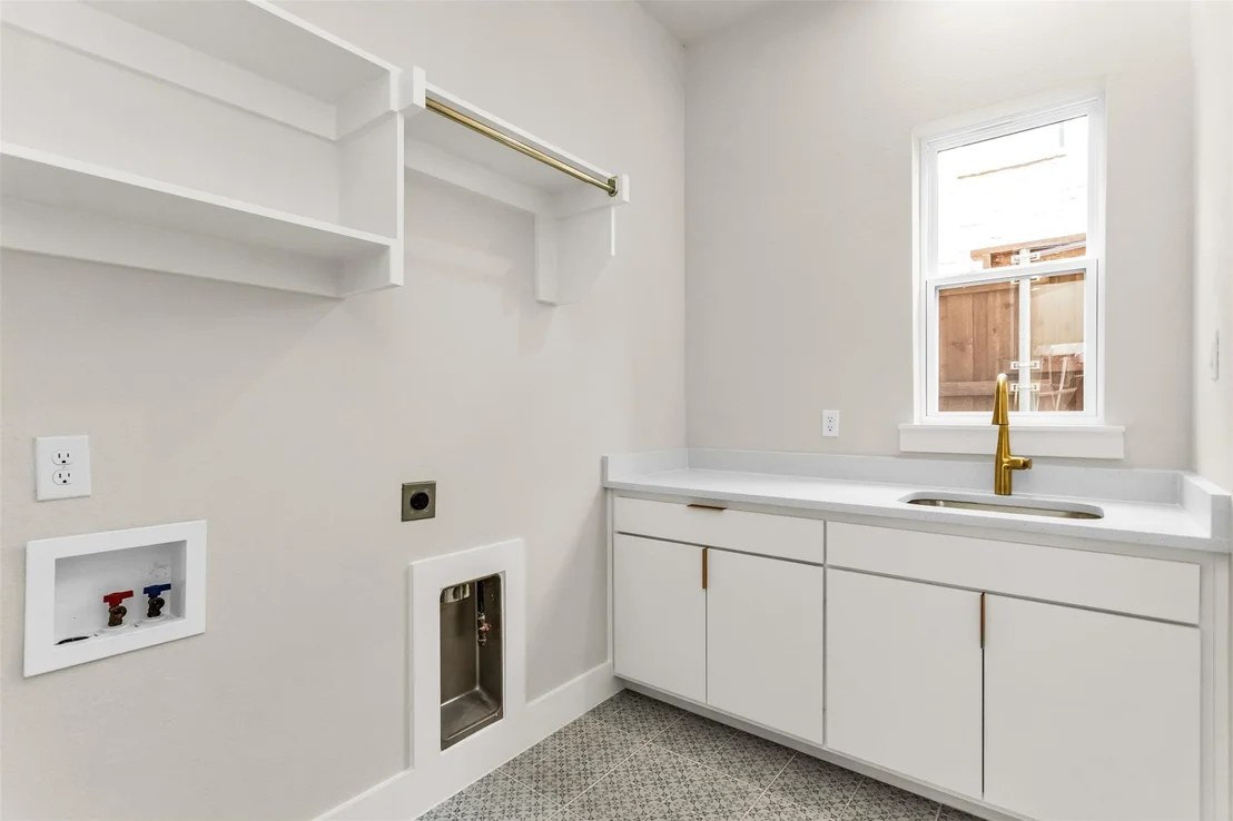 Photo of 13095 Broadhurst Drive
