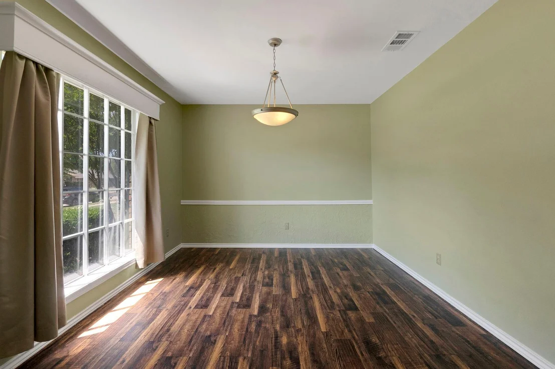 Photo of 2207 Glen Forest Lane