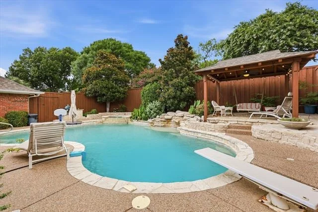 Photo of 732 Meadowlark Lane