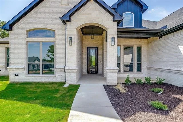 Photo of 1007 Meadow Wood Terrace