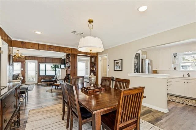 Photo of 111 Live Oak Drive