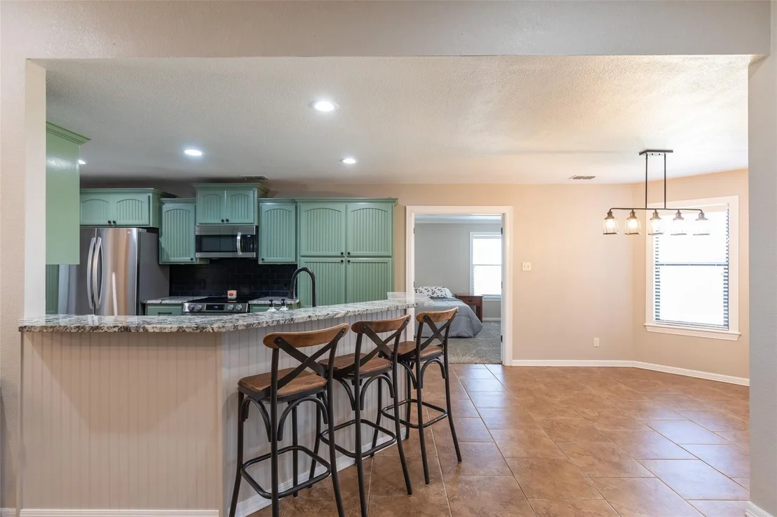 Photo of 174 Sanford Lane