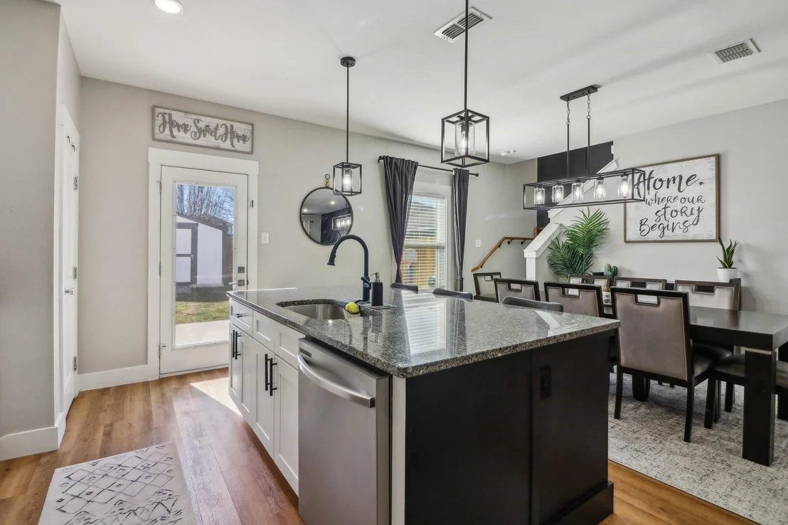 Photo of 6165 River Pointe Drive