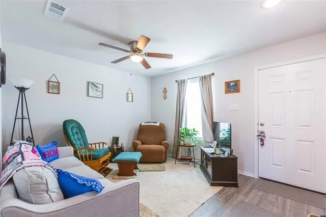 Photo of 607 Clear Creek Court