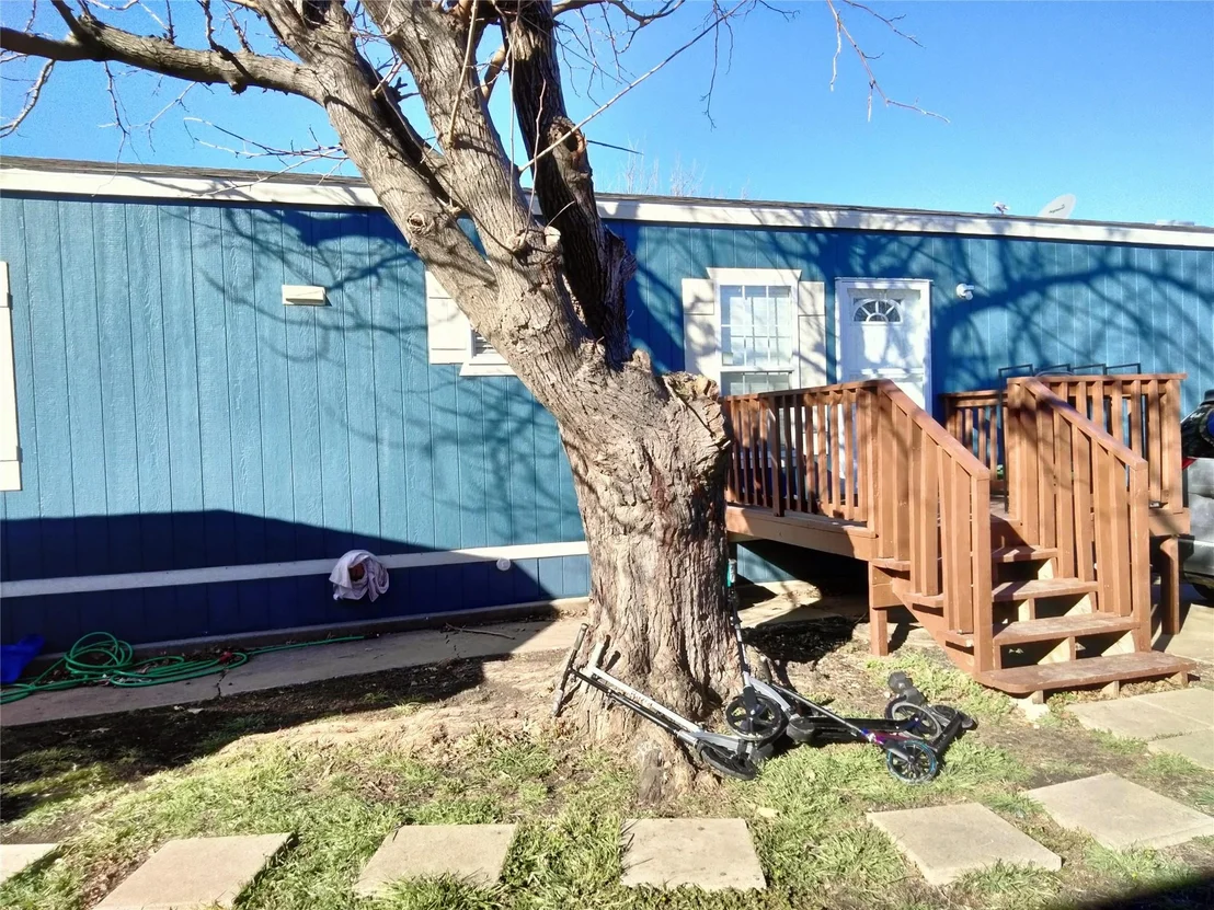 Photo of Unit 70 at 709 N Collins Freeway