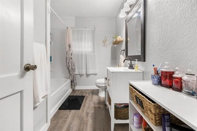 Photo of 506 W 2nd Street