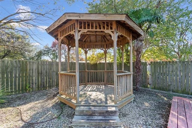 Photo of 213 Bowie Lane