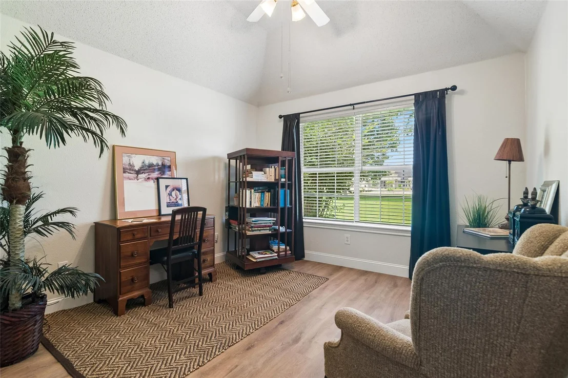 Photo of 855 Cross Timbers Drive