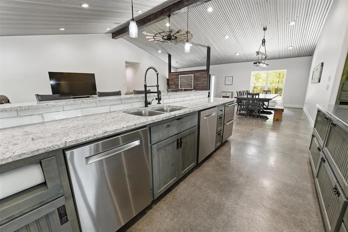 Photo of 448 County Road 3955