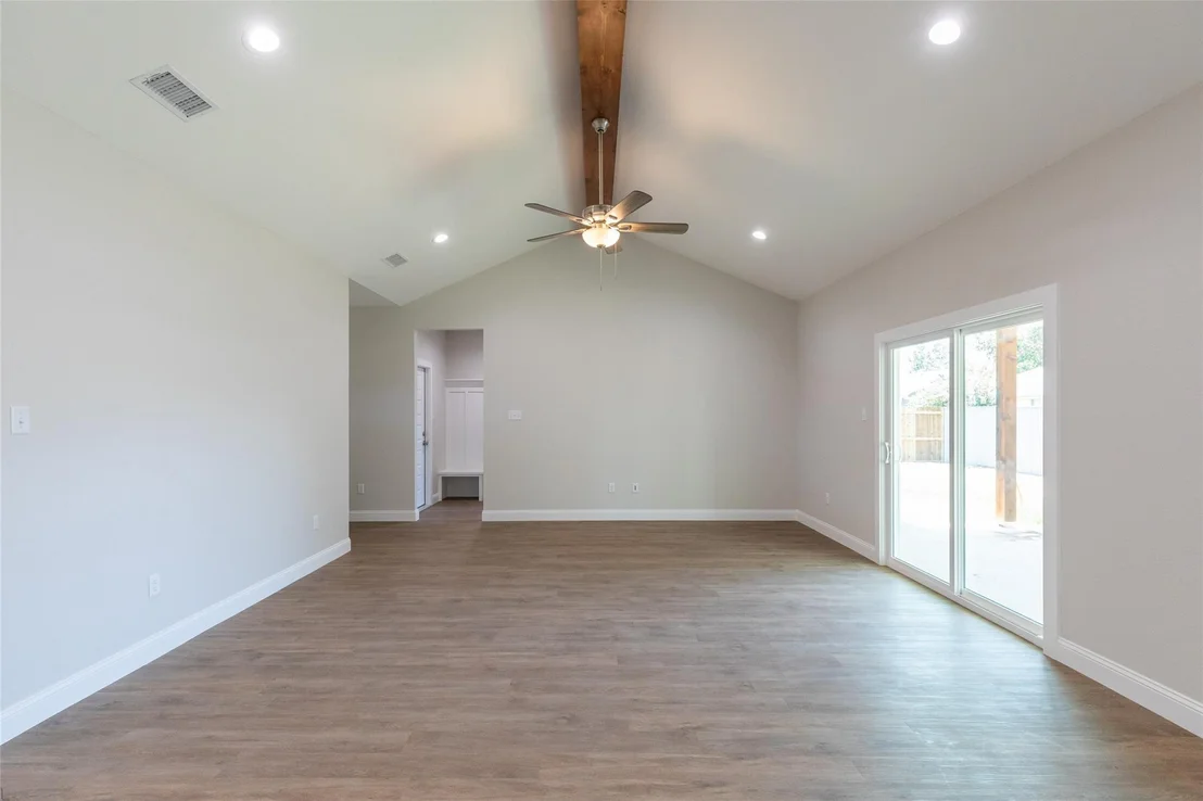 Photo of 3912 National Drive