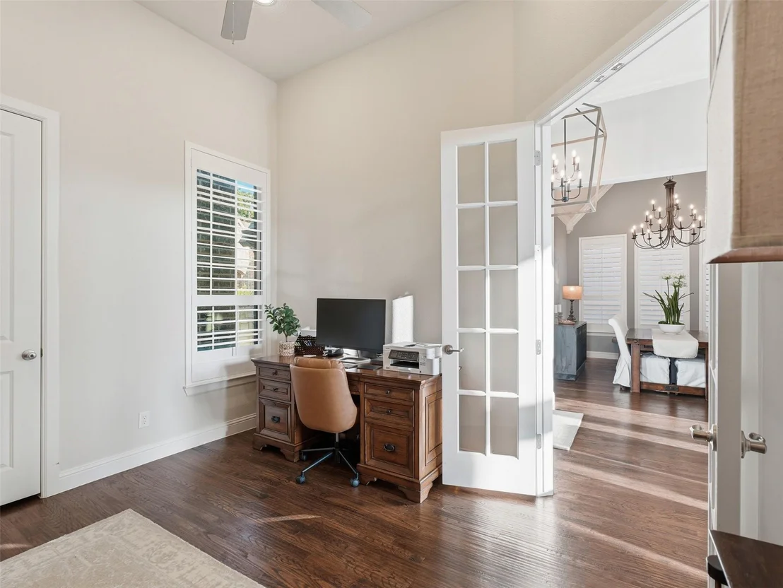 Photo of 1221 Falcon Drive