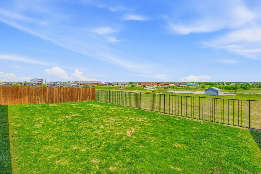 Photo of 800 Jaguar Ridge