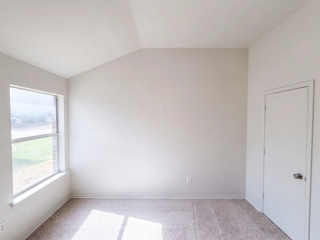 Photo of 825 Dixon Lane