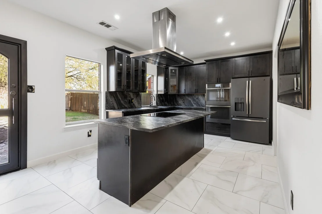 Photo of 2409 Eisenhower Drive