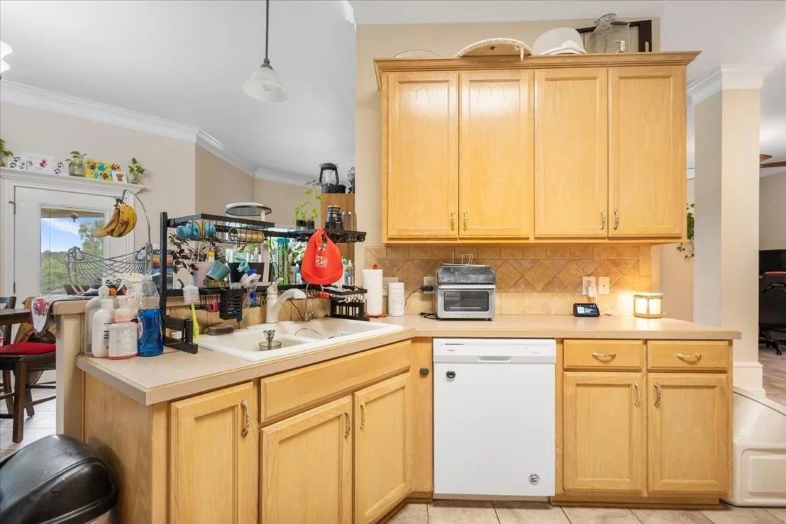 Photo of 220 Sandstone Lane