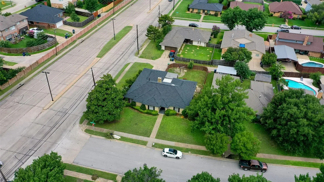 Photo of 917 Meadowgate Drive