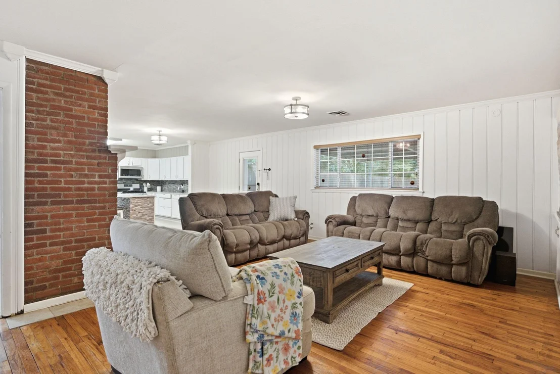 Photo of 1316 Pine Hill Drive