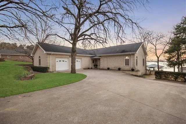 Photo of 20520 Clearwater Circle