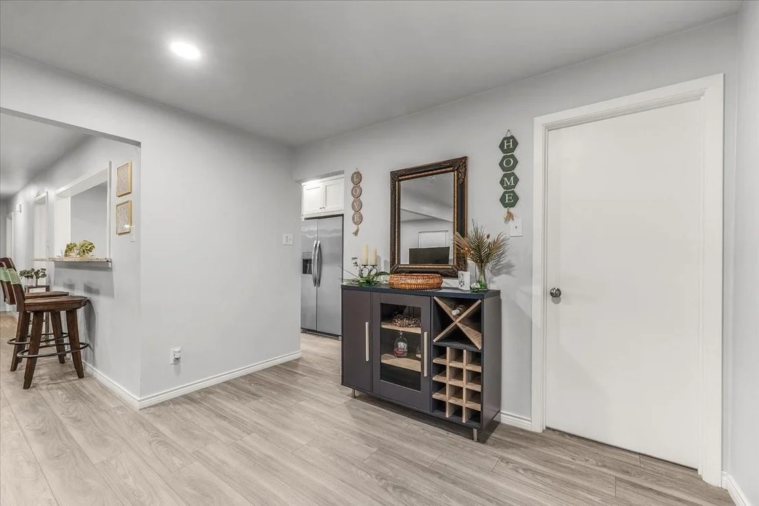 Photo of 2244 Cambridge Drive