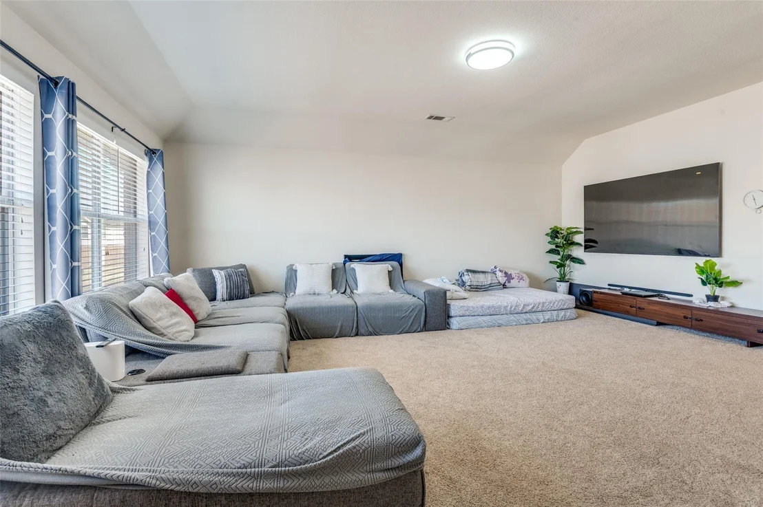 Photo of 3025 Glenbrook Drive