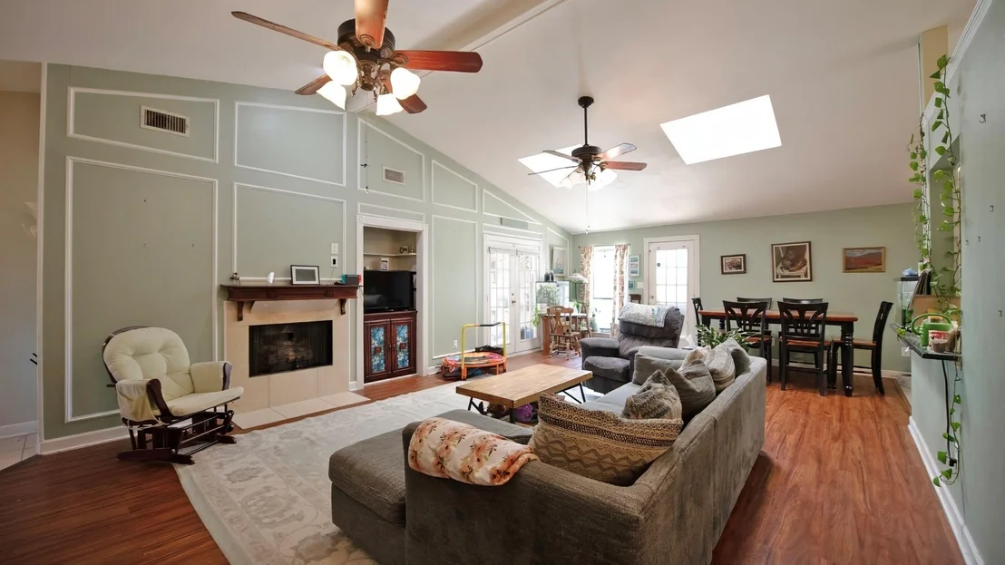 Photo of 1214 Clearview Drive