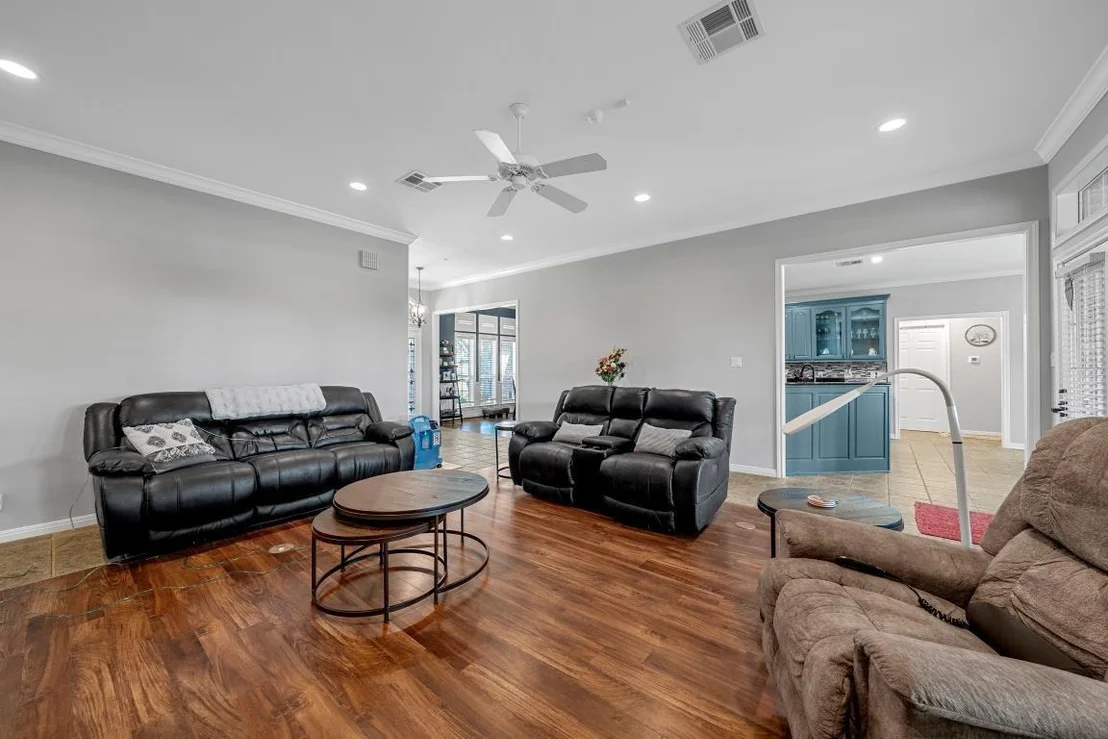 Photo of 2324 Paddington Way