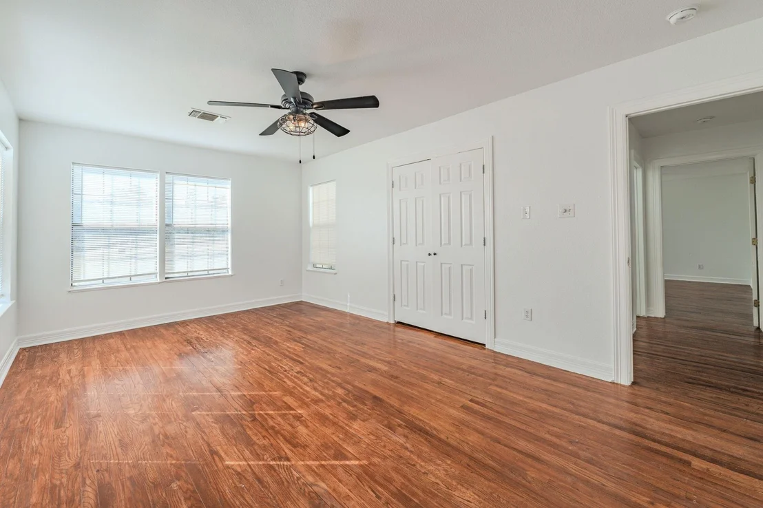 Photo of 688 Private Road 1152