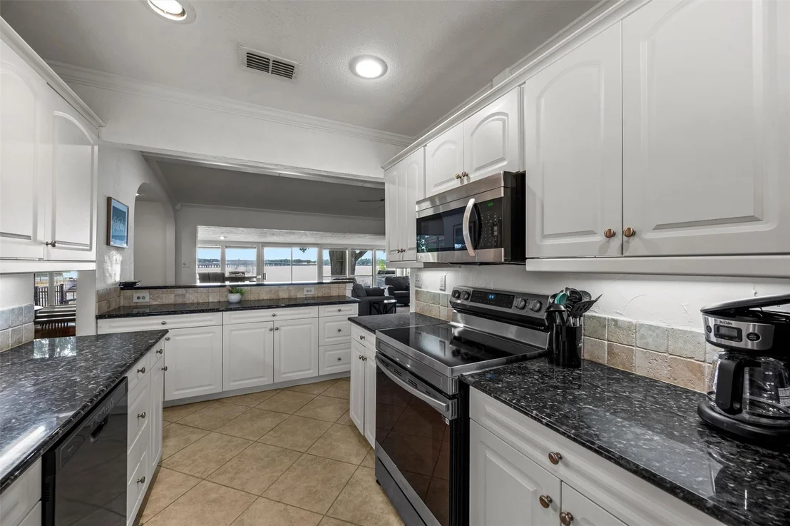 Photo of 211 Lake Front Drive