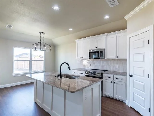 Photo of 7590 Hudson Way
