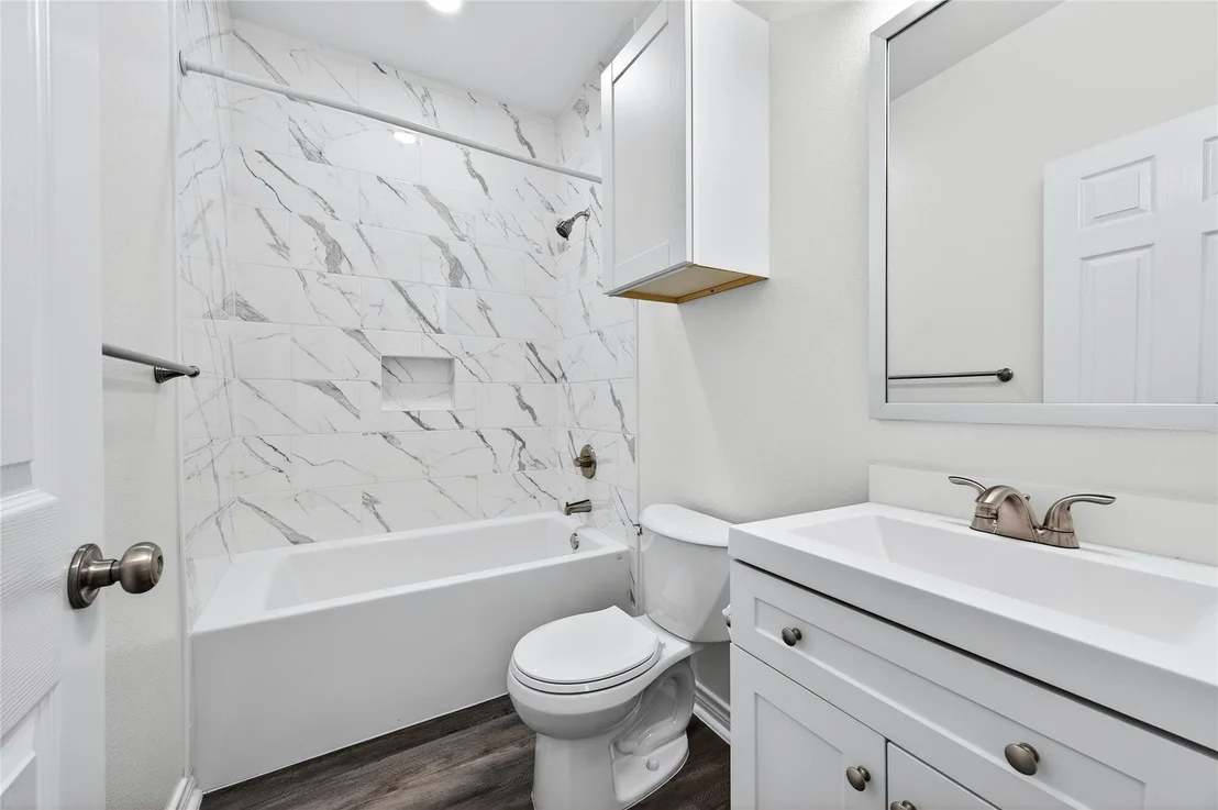 Photo of 1809 Bluebonnet Avenue