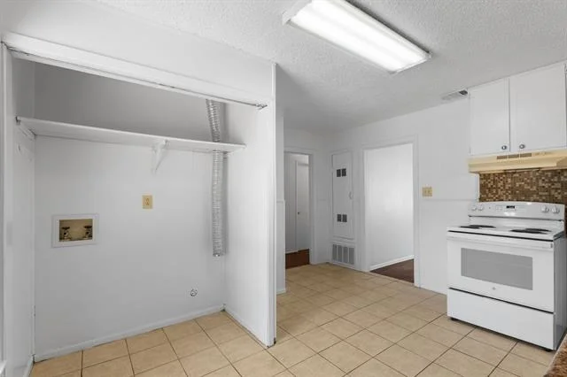 Photo of 1409 Lawrence Drive