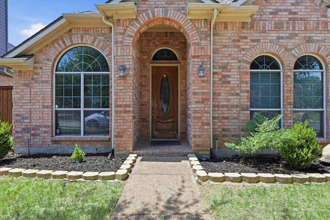 Photo of 13875 Valley Mills Drive