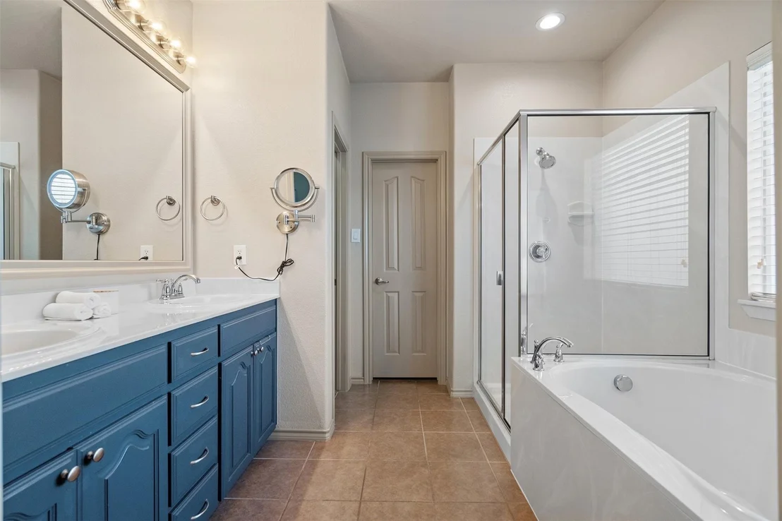 Photo of 3305 Hornbeam Street