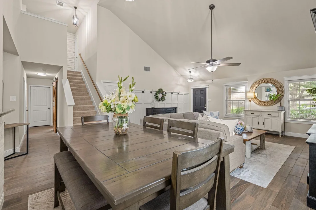 Photo of 433 Andalusian Trail