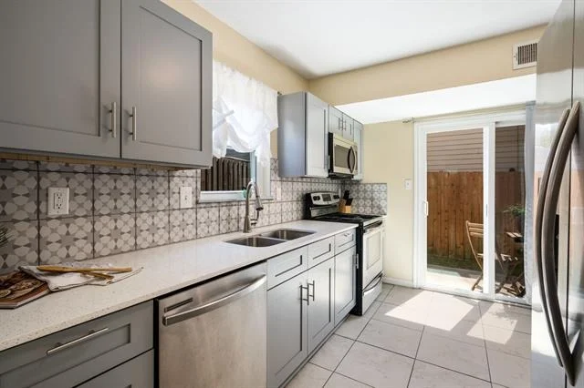 Photo of 2960 Harbinger Lane