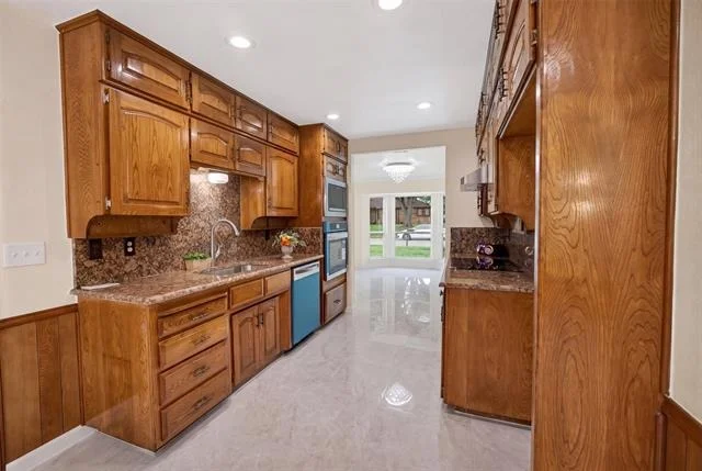 Photo of 1606 Rosemary Drive