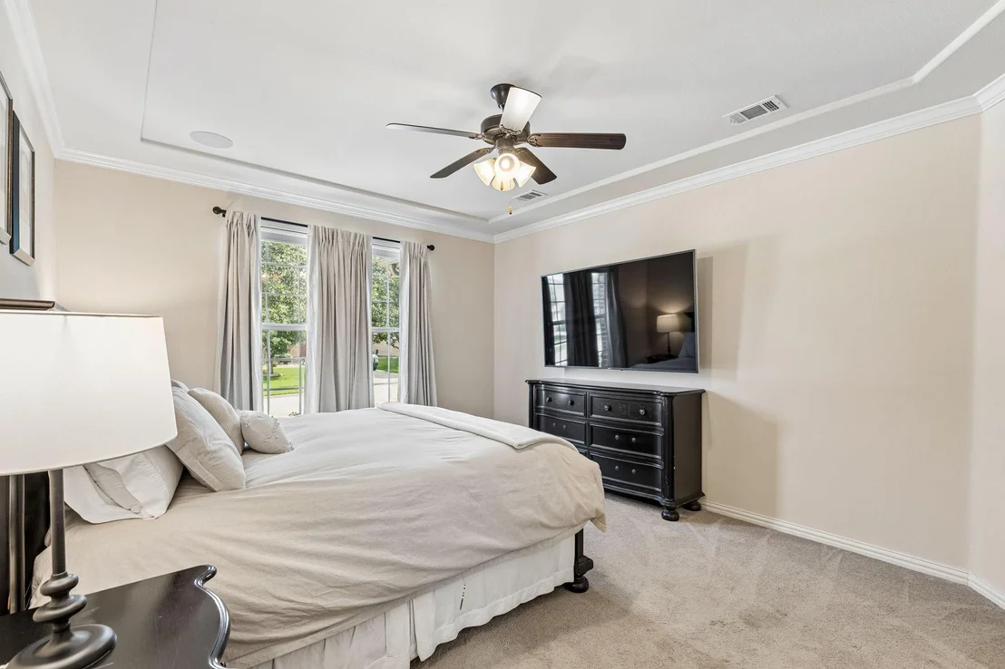 Photo of 400 Komron Court