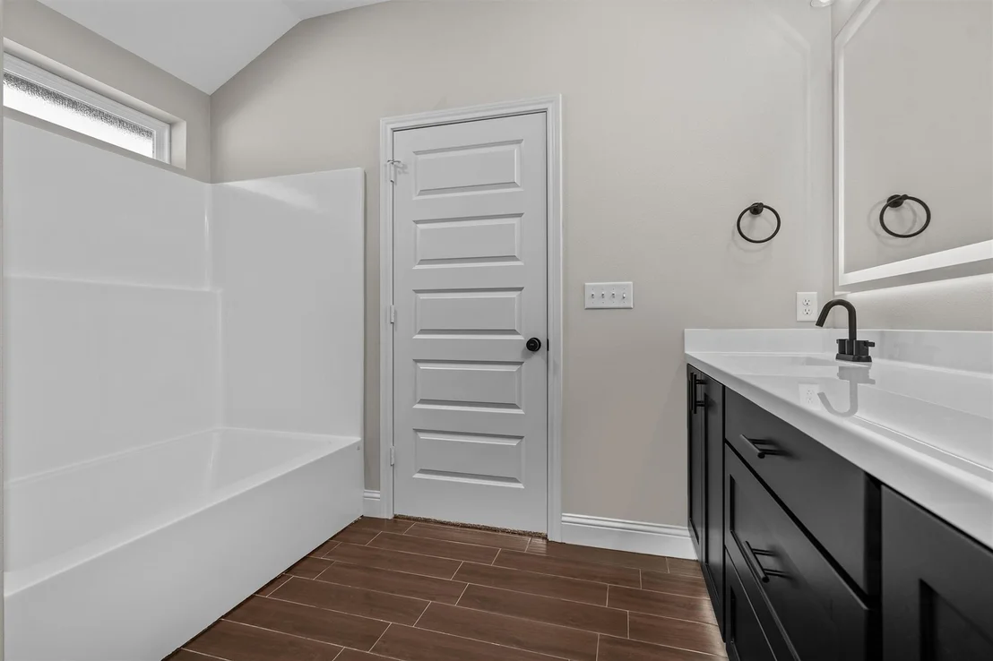 Photo of 16517 Crossing Circle